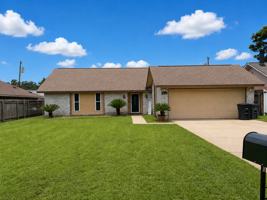 featured image of 14443 Bywood Ave