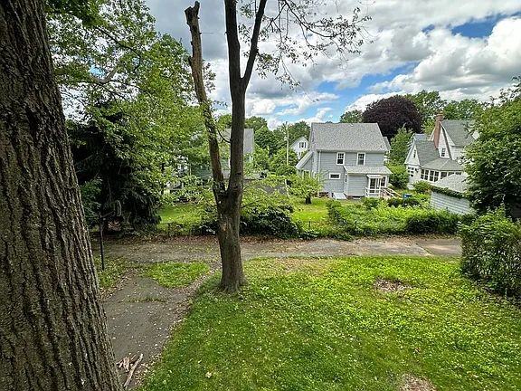 1634 Ella T Grasso Blvd - Photo 4 of 28