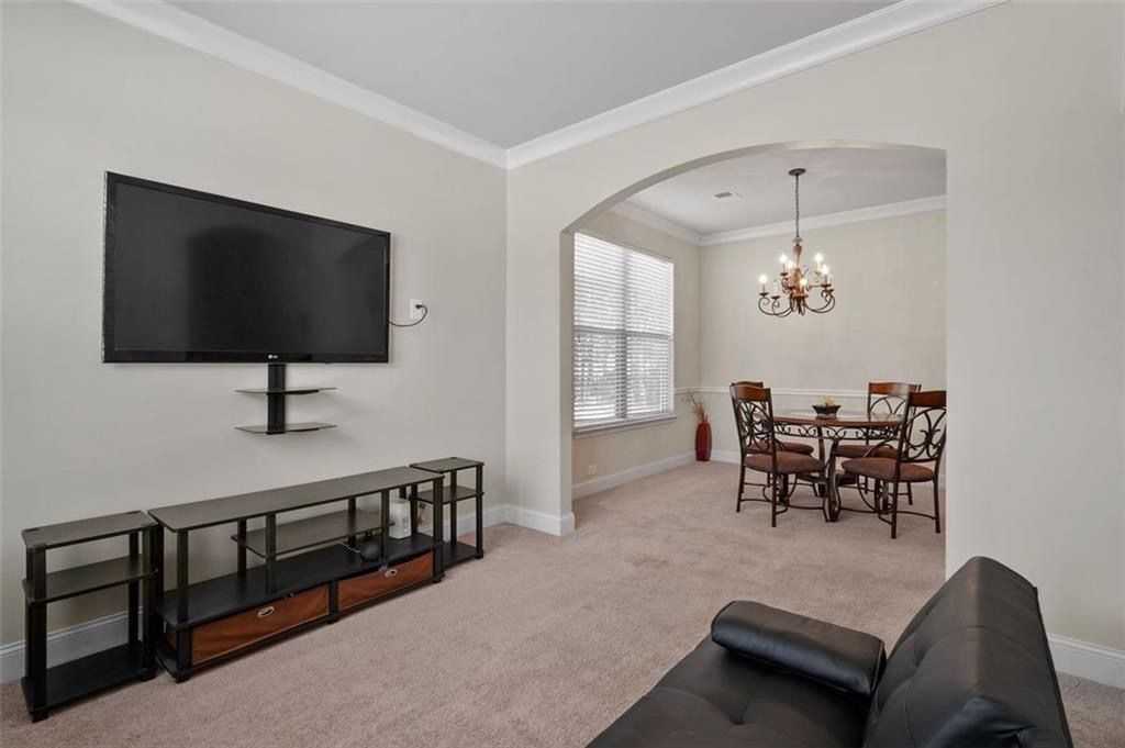 3105 Duke Dr - Photo 5 of 32