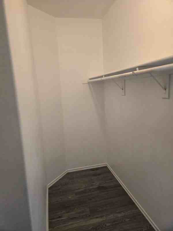 421 Steiner Dr - Photo 5 of 30