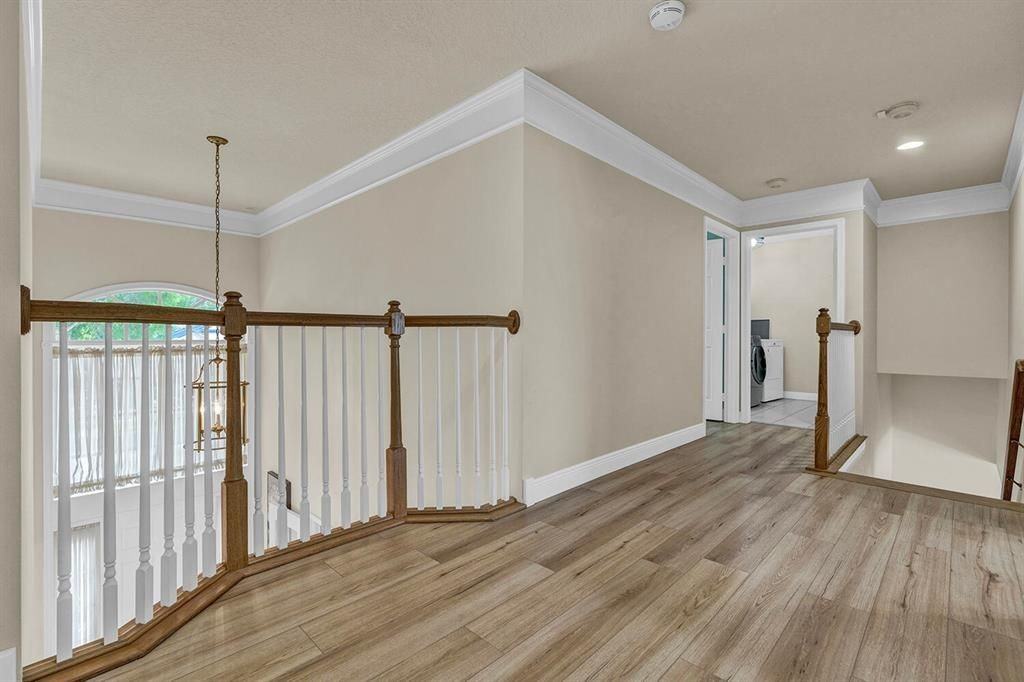 10290 Nw 60th Pl - Photo 5 of 35