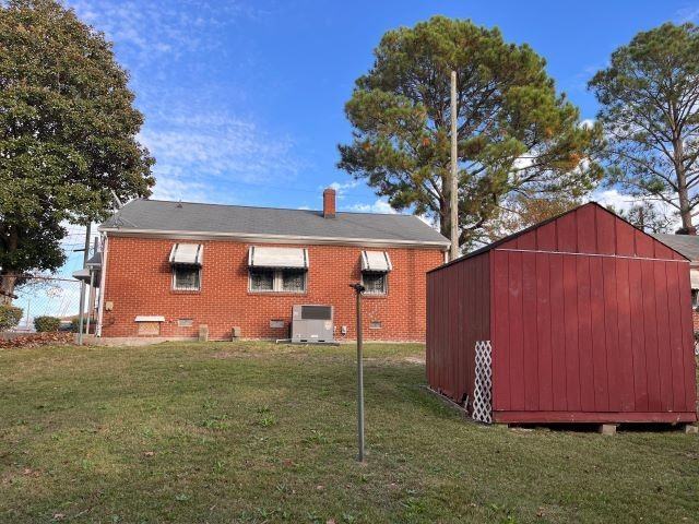 1612 Lincoln Dr - Photo 3 of 3