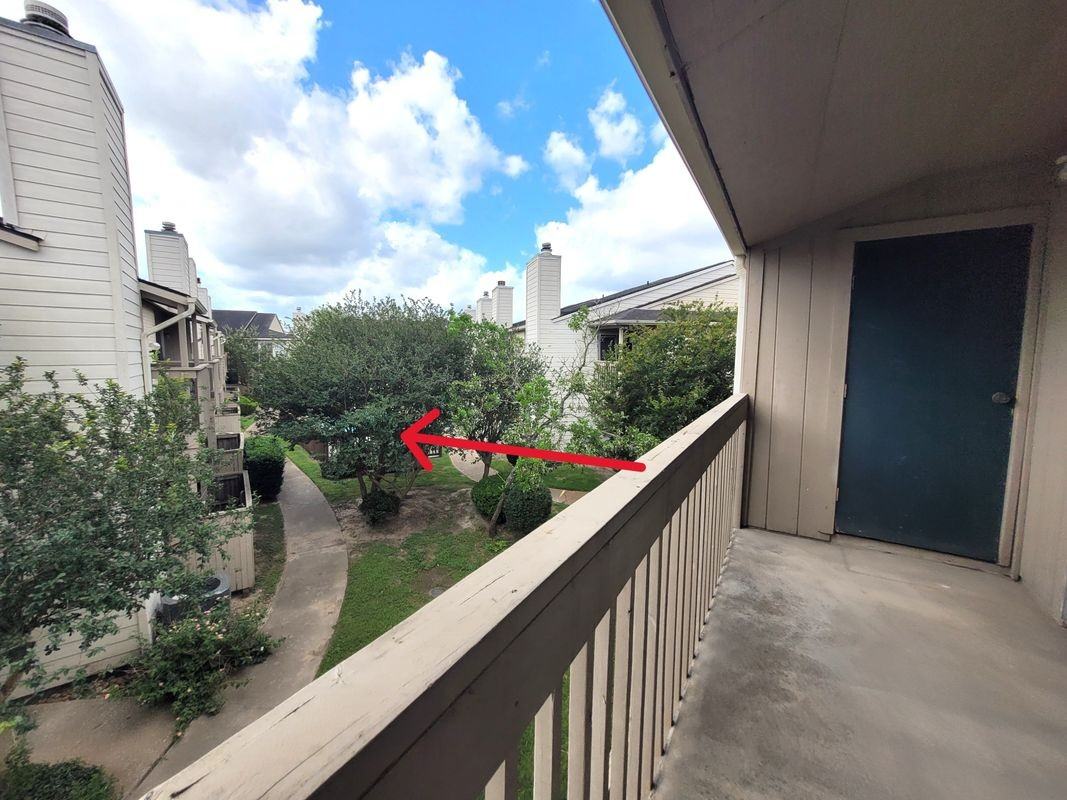 3919 Fairmont Pkwy Apt 180 - Photo 3 of 15