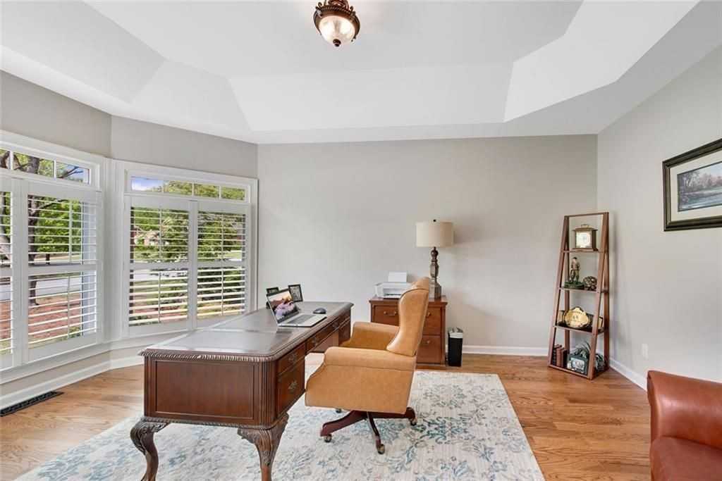 6070 Poplar Spring Dr - Photo 2 of 9