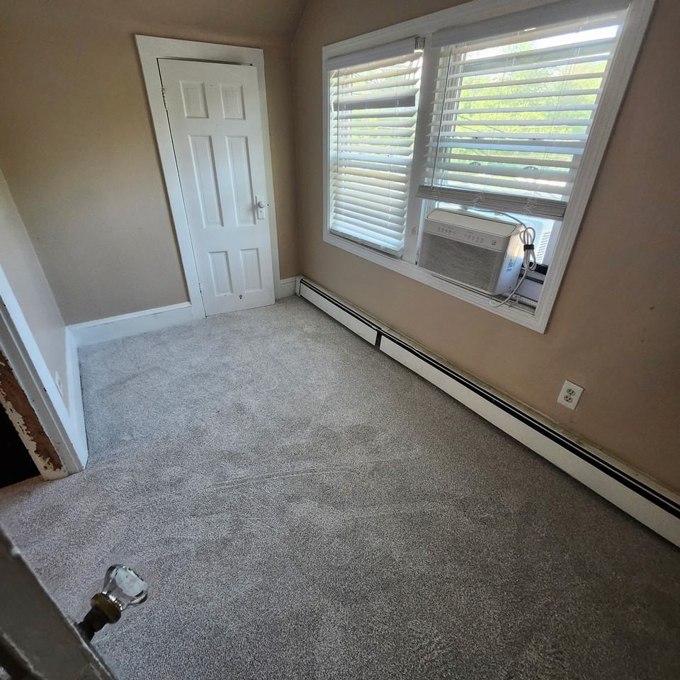 236 Union St #3 - Photo 4 of 4