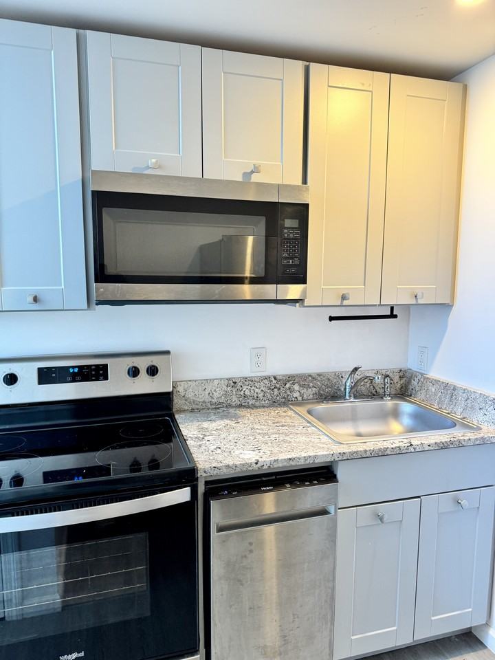 235 East St #120 - Photo 6 of 11