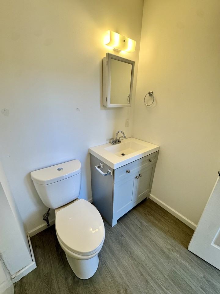 235 East St #122 - Photo 4 of 6