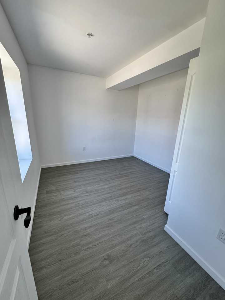 235 East St #122 - Photo 5 of 6