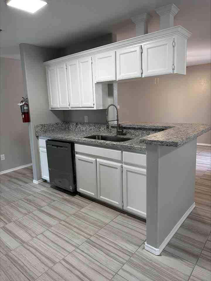 Redbud Place Apartments - Photo 4 of 50