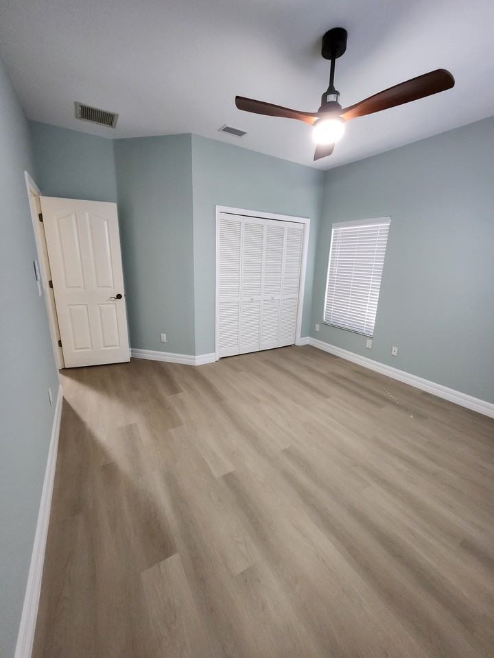 28041 Westbrook Dr - Photo 5 of 16