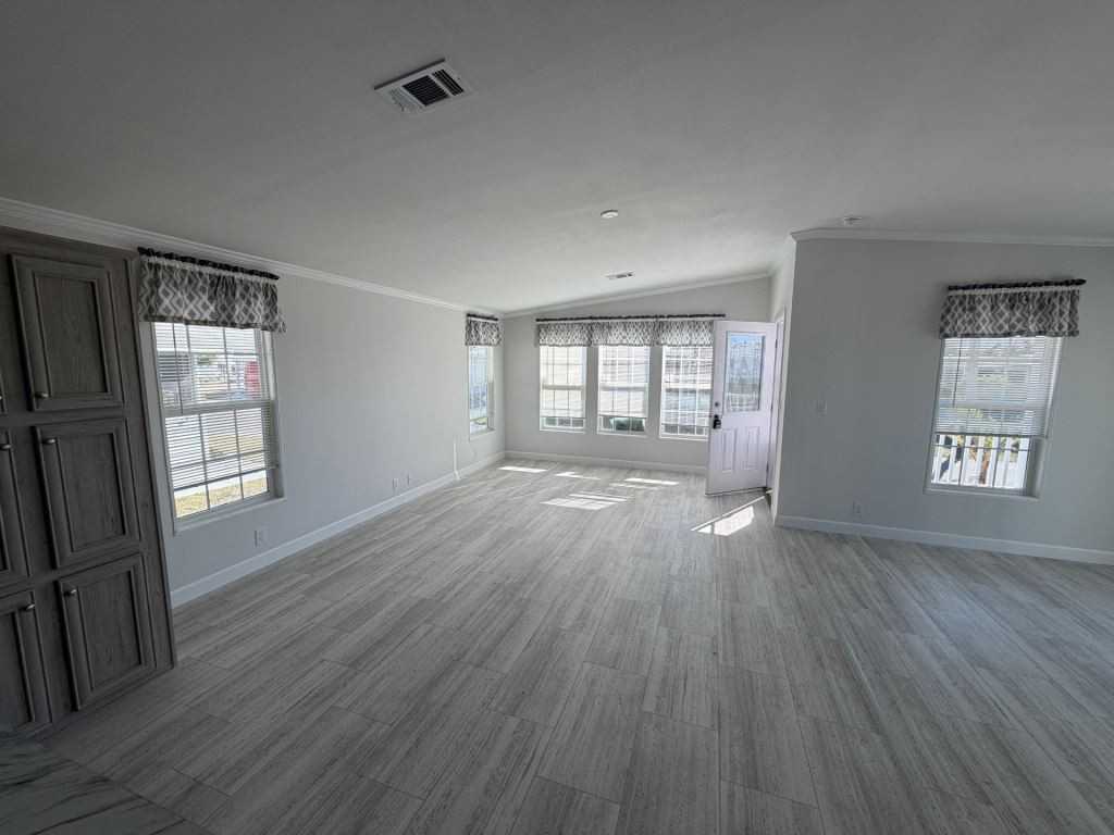 53 6th St W - Photo 6 of 31