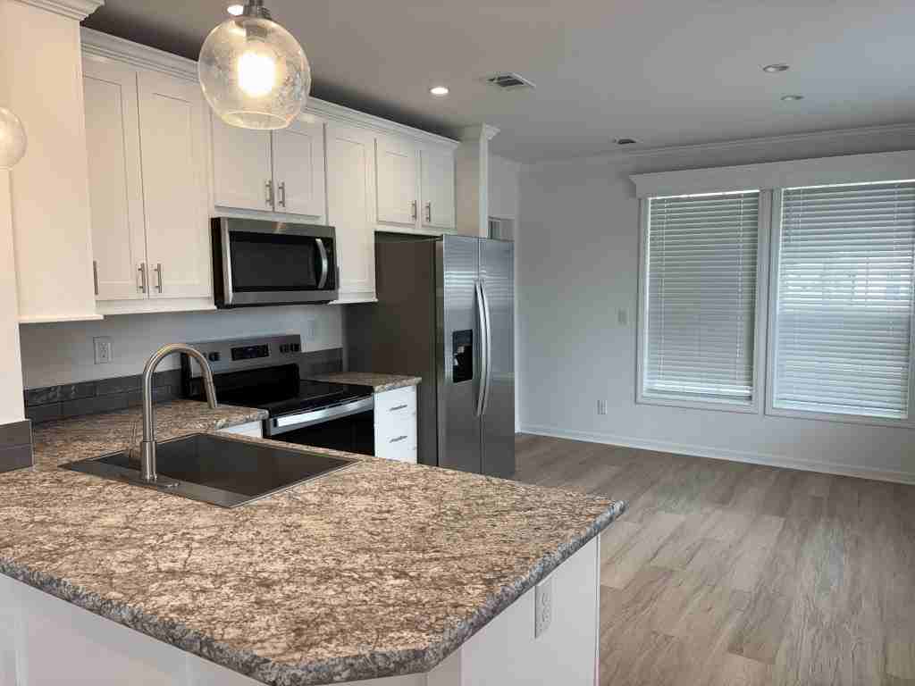19414 Bermuda Ct - Photo 2 of 23