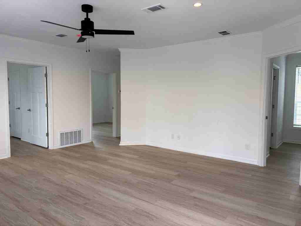 19414 Bermuda Ct - Photo 3 of 23