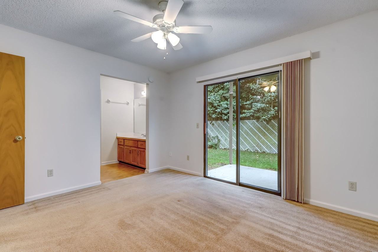702 Meadowbrook Drive - Photo 7 of 29