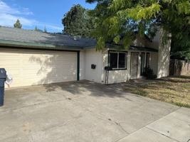 featured image of 8237 Sunrise Blvd