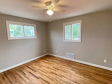 4665 West Exposition Avenue - Photo 5 of 9