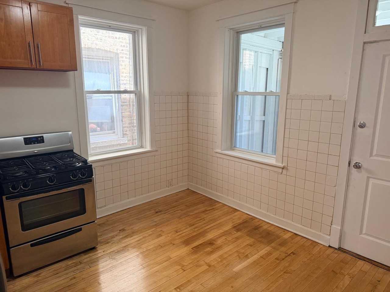 1903 S 49th Ave #1 - Photo 2 of 10
