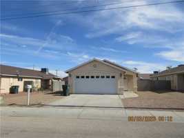 featured image of 2807 Louise Ave