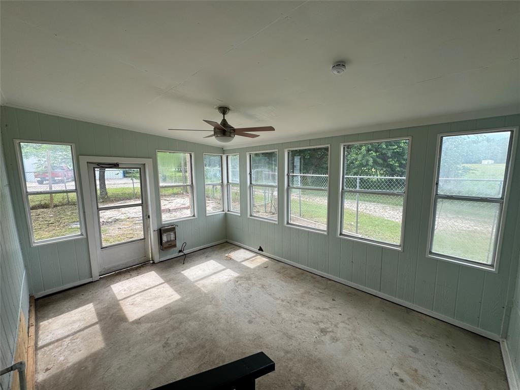 700 County Road 4122 - Photo 6 of 11