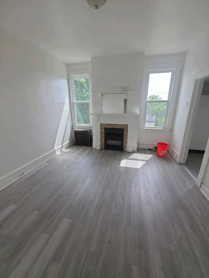 115 South Birmingham Avenue - Photo 3 of 12