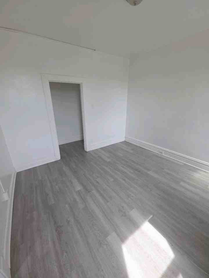 115 South Birmingham Avenue - Photo 4 of 12