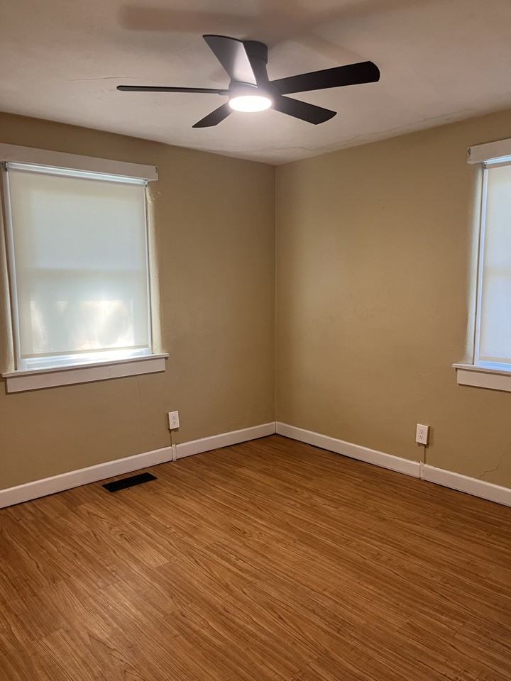 303 Hope Avenue - Photo 6 of 17