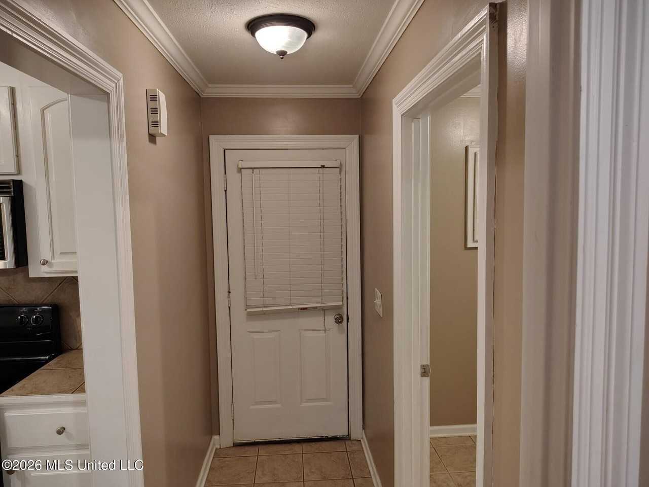 2111 Branch Creek Dr - Photo 7 of 19