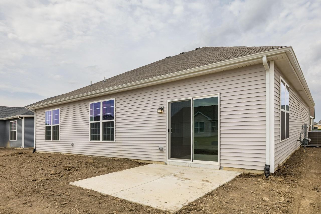 11057 Charles Dr - Photo 3 of 29