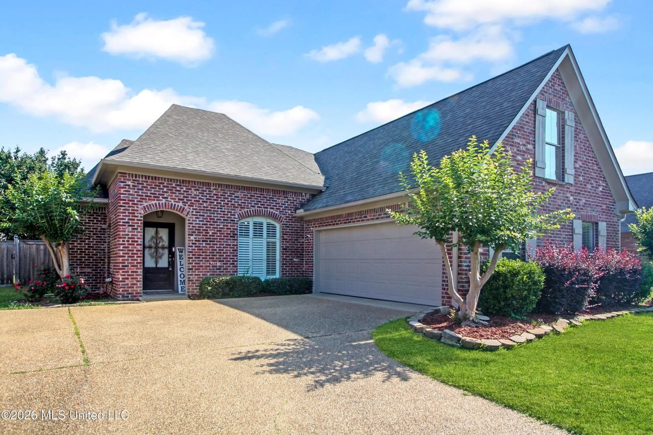 183 Tradition Pkwy - Photo 2 of 21