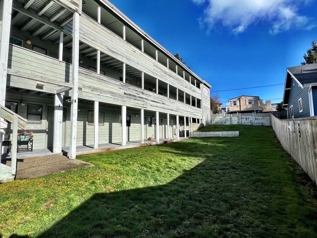 Pelican Hill Apartments - Photo 2 of 34