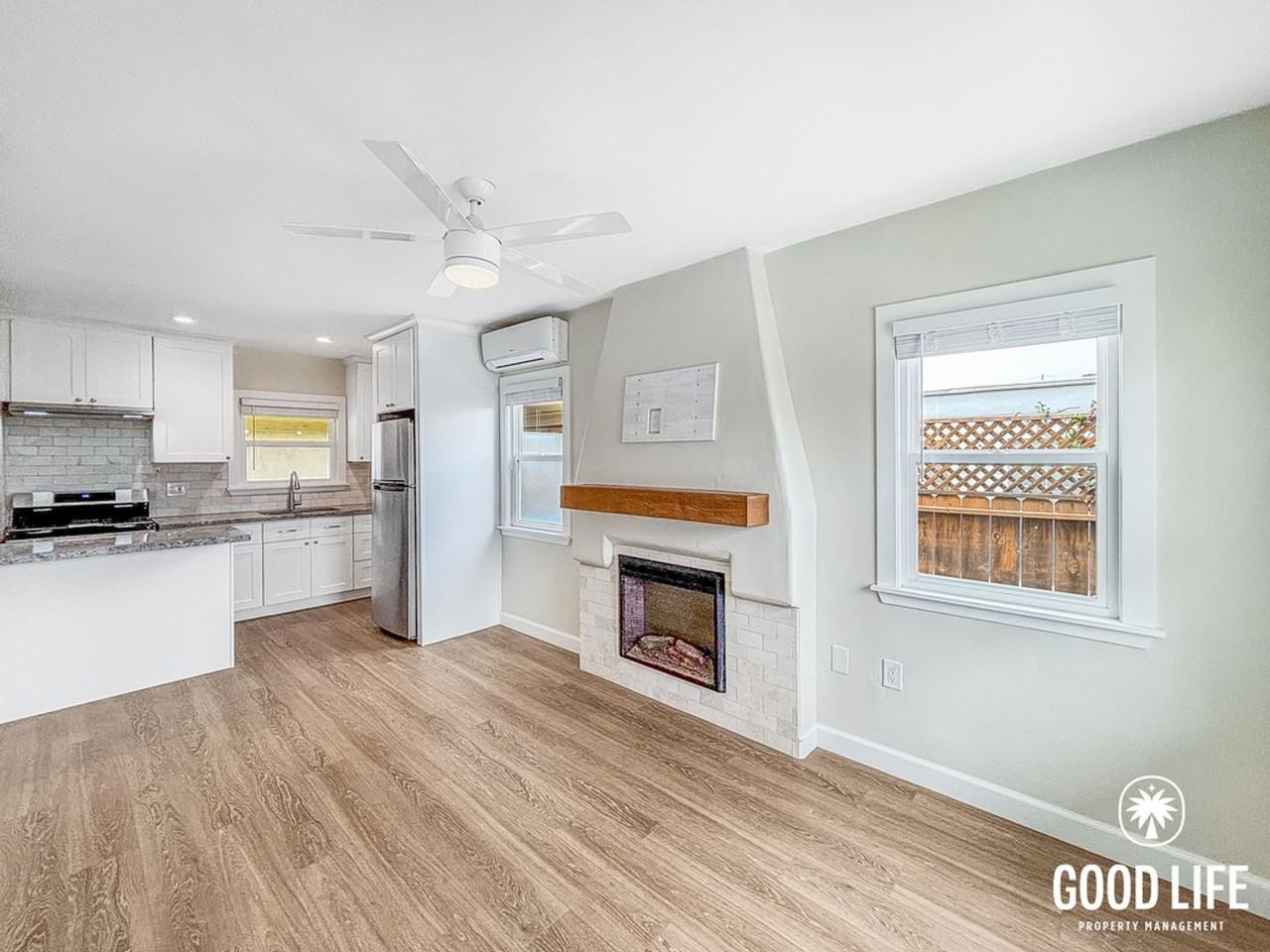 1225 Buenos Ave - Photo 2 of 22
