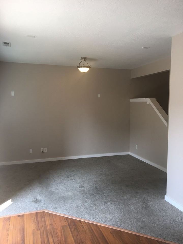 1507 N 540 W #104 - Photo 4 of 11
