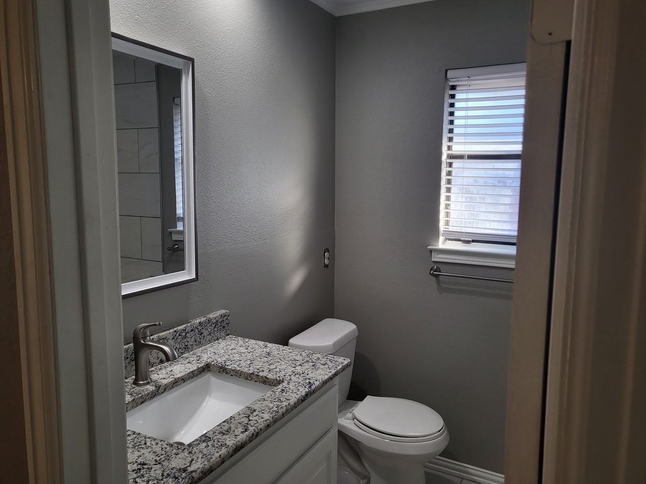 7404 Glen Haven Dr - Photo 7 of 24
