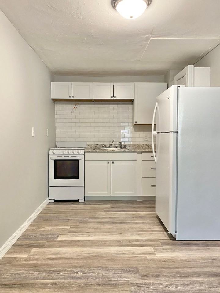 4921 29th Ave S #8 - Photo 3 of 17