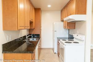 featured image of 1817 Central Ave