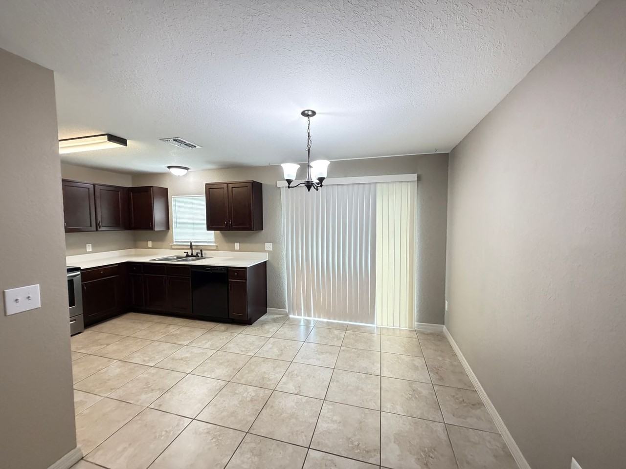 15741 Sw 23rd Avenue Rd - Photo 5 of 21