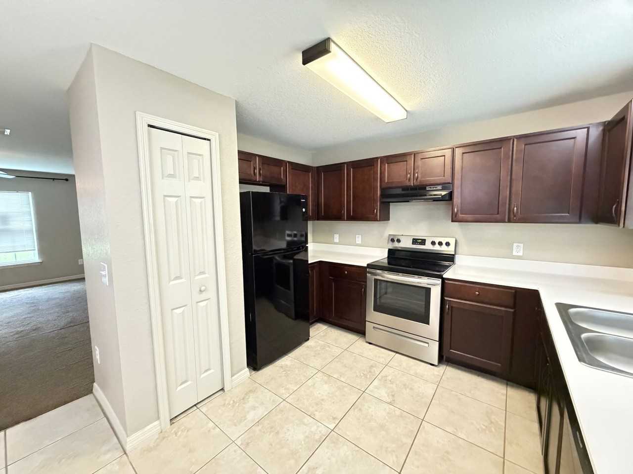 15741 Sw 23rd Avenue Rd - Photo 6 of 21