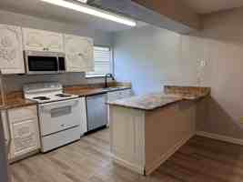 featured image of 2811 U-171 2811 S.W. Archer Rd.