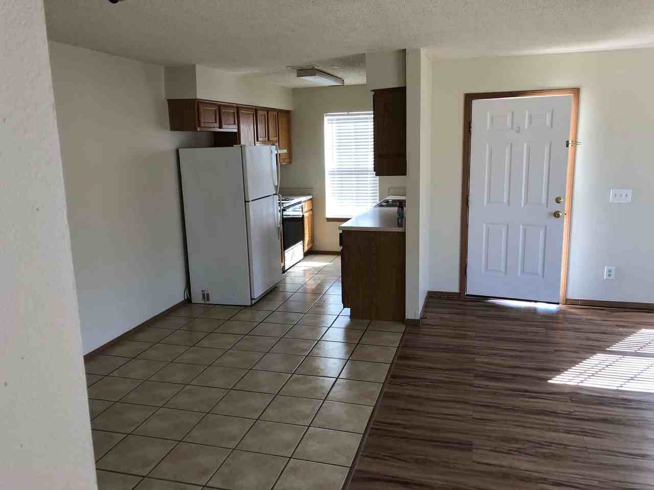 1681 N Linda Jo Pl - Photo 5 of 6