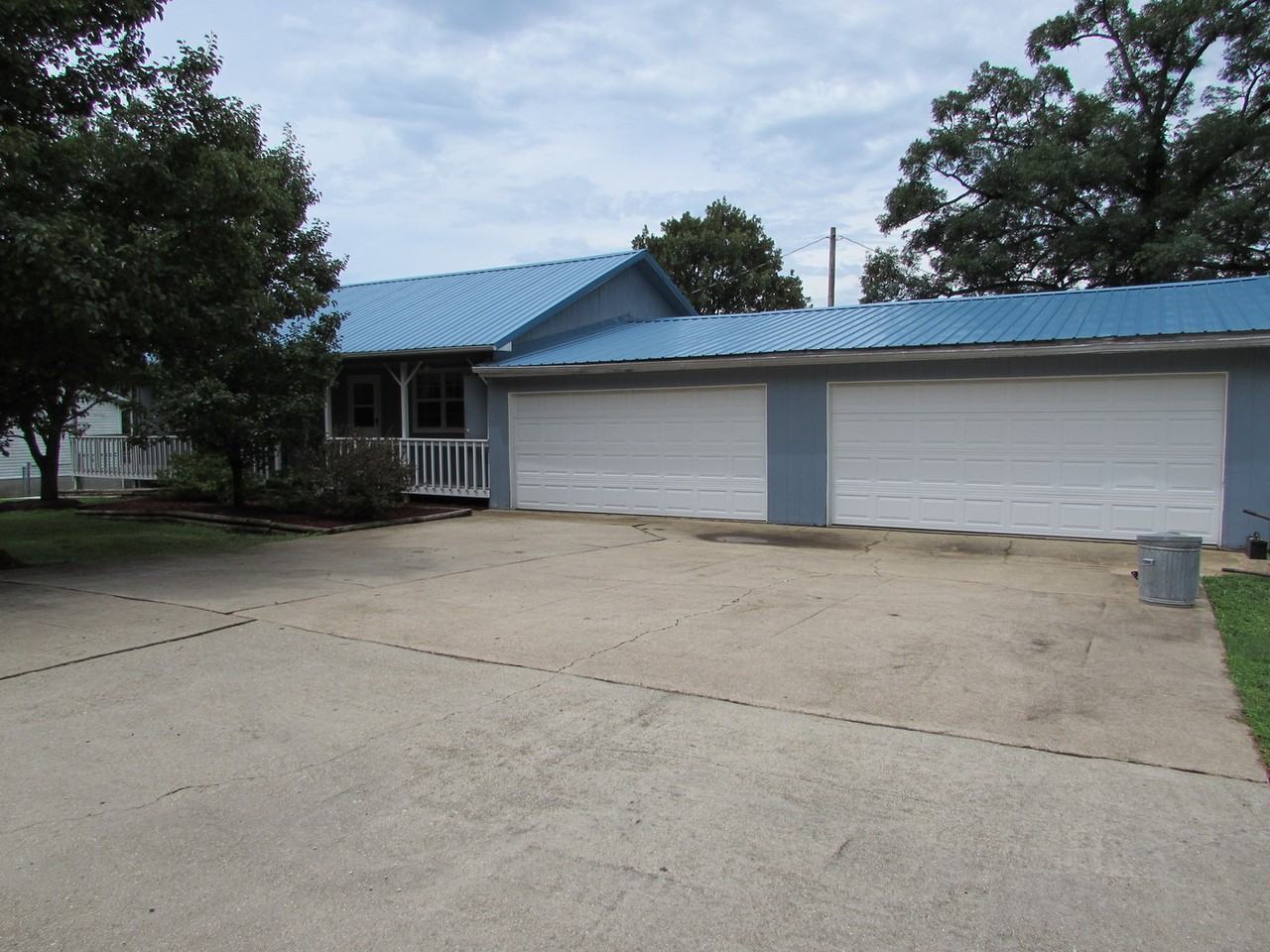 21941 Highway Y - Photo 2 of 4