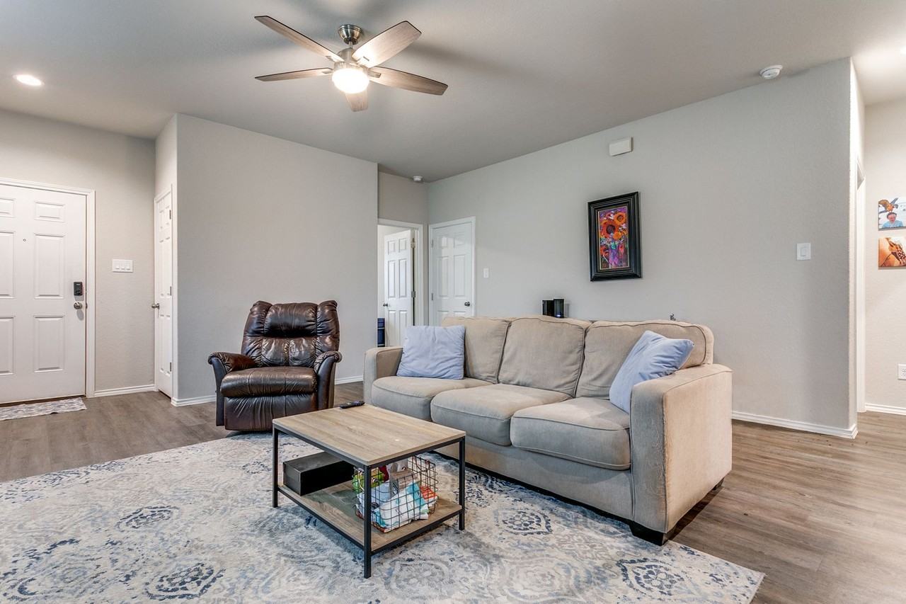 7611 Overview Pl - Photo 3 of 23