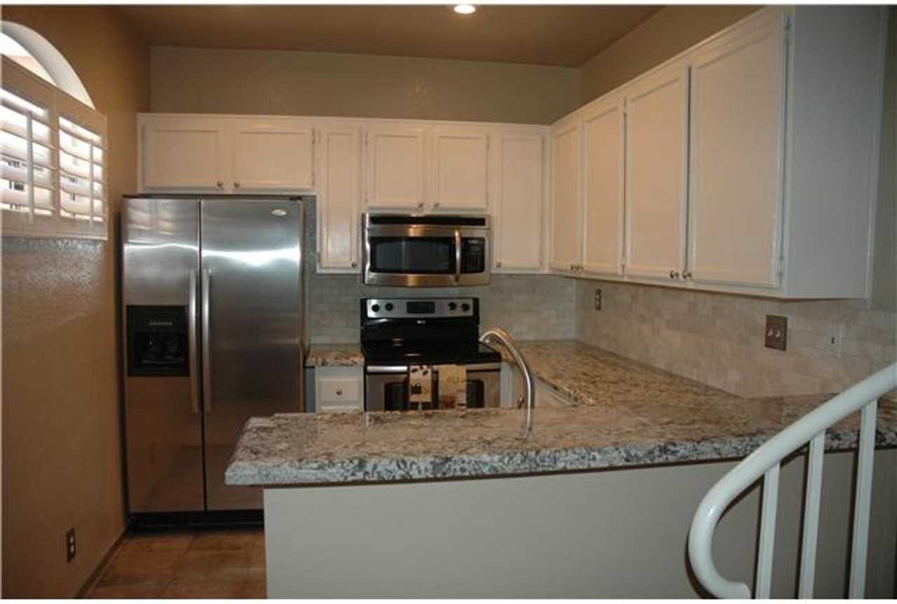 7205 Calabria Ct - Photo 2 of 13