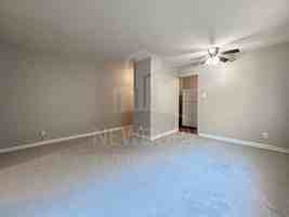 featured image of 600 N Main St