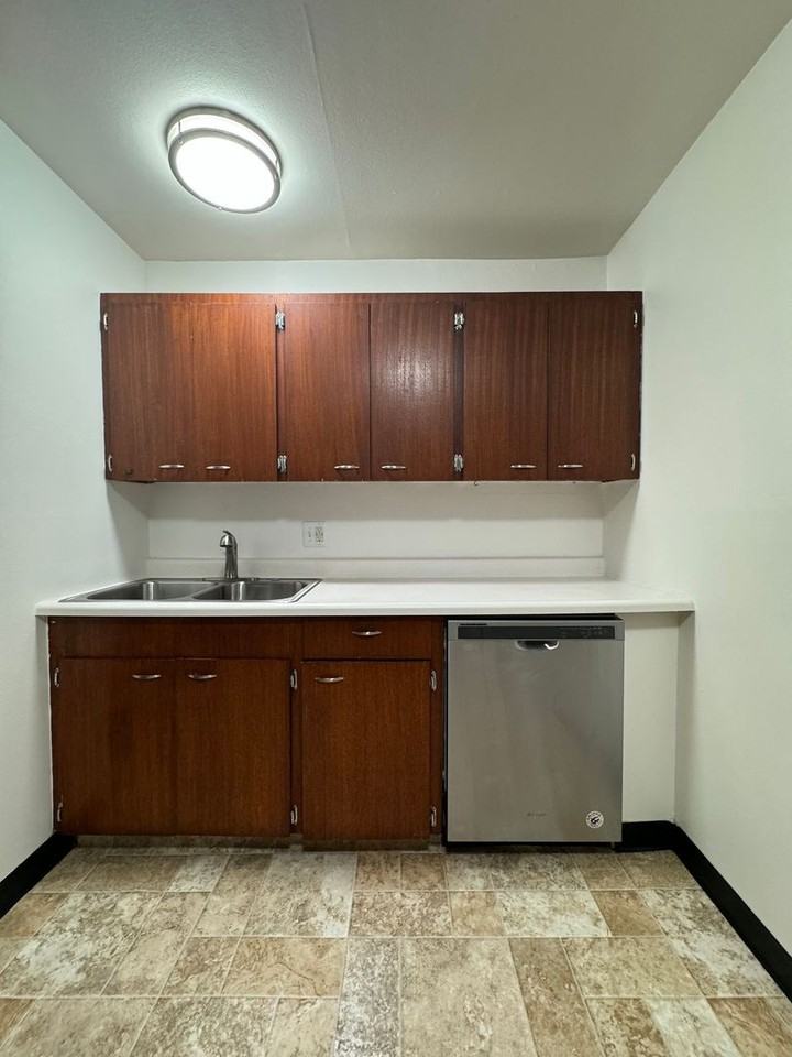 4610 Se 29th Ave - Photo 6 of 19