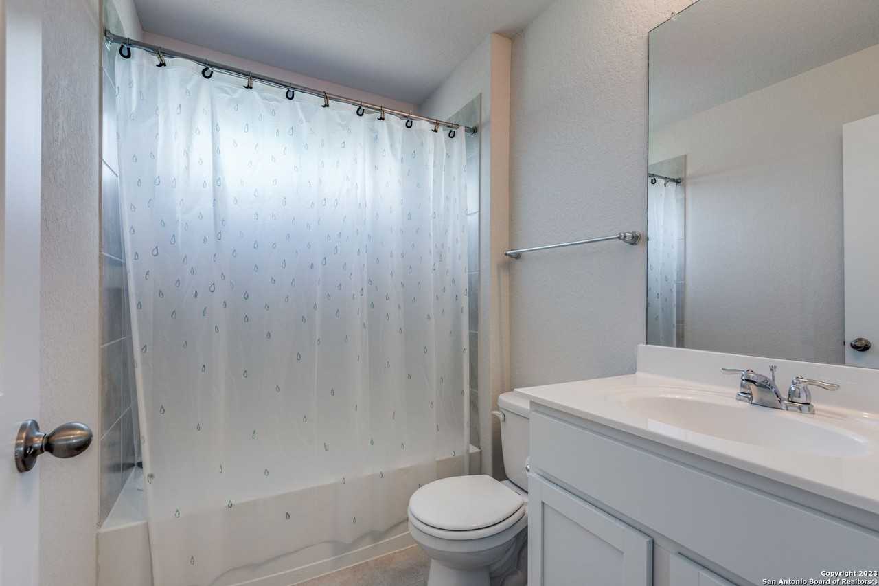 9610 Baytown Coast - Photo 2 of 12