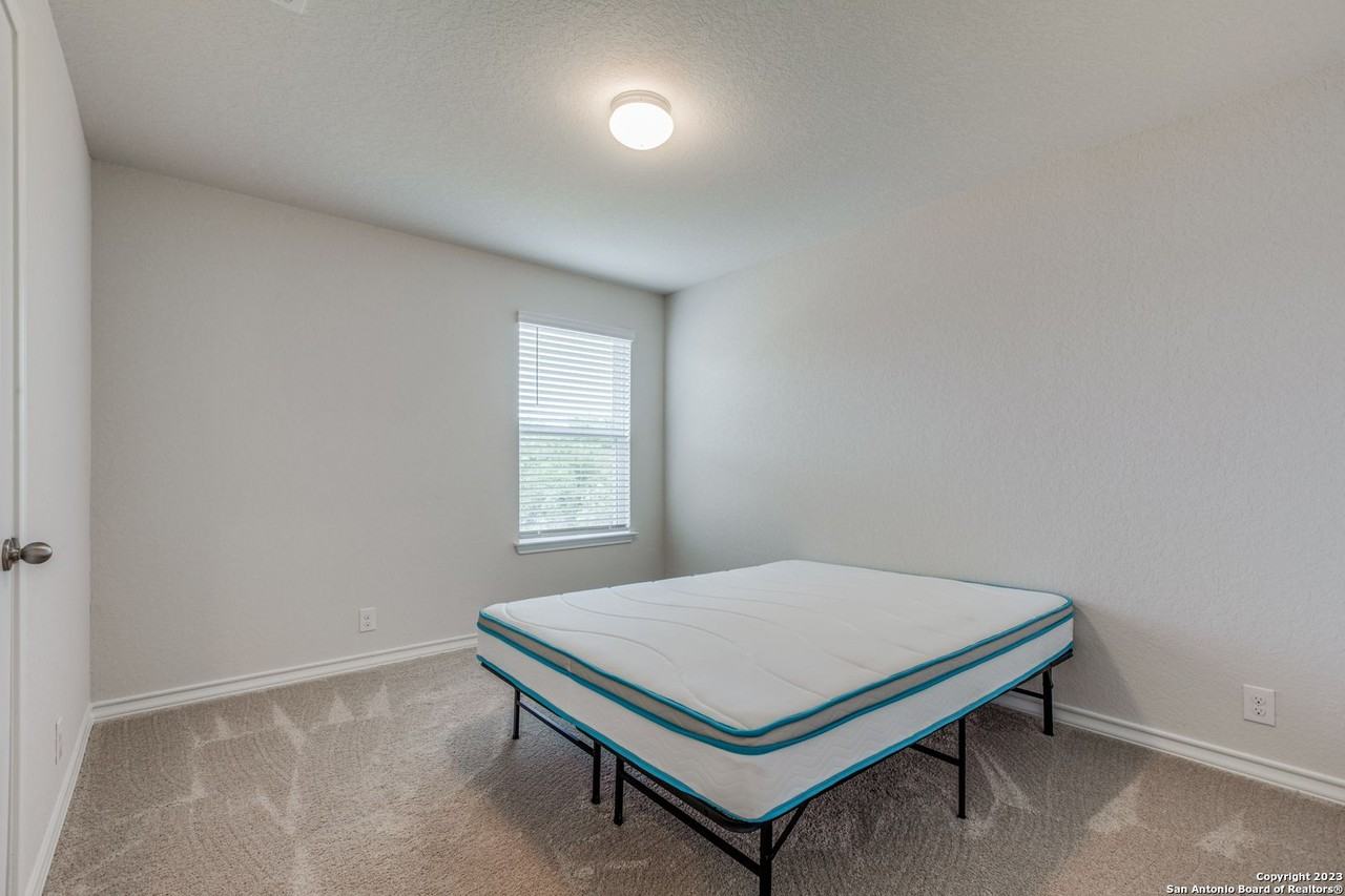 9610 Baytown Coast - Photo 3 of 12