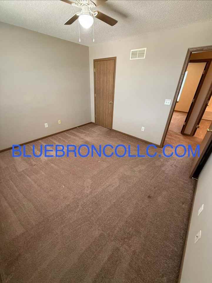 621 Willow Ln #D - Photo 7 of 9