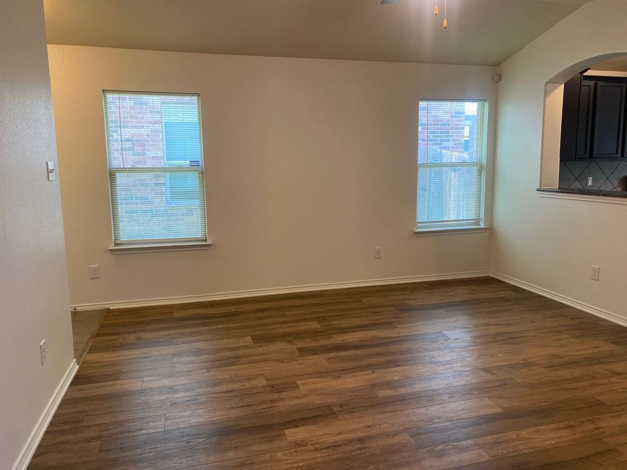 6011 Ambrose Cir - Photo 2 of 20