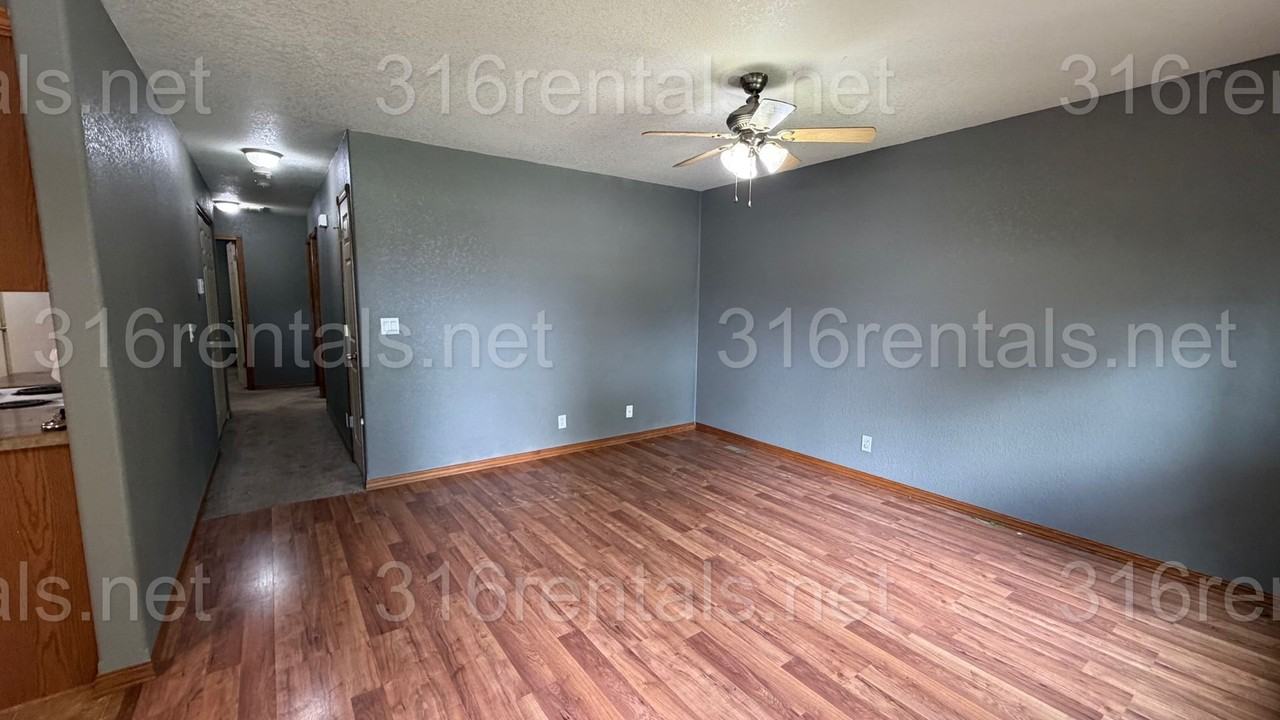 421 E 15th Ave - Photo 3 of 13