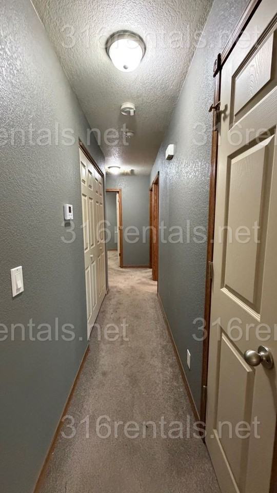 421 E 15th Ave - Photo 6 of 13